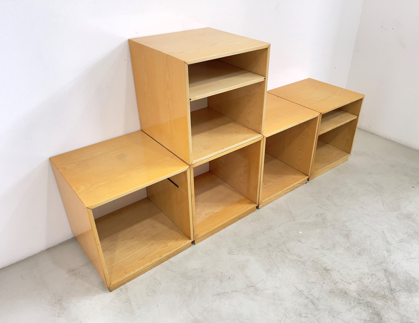 Giovanni Offredi for Saporiti Bookcase, 1970s.