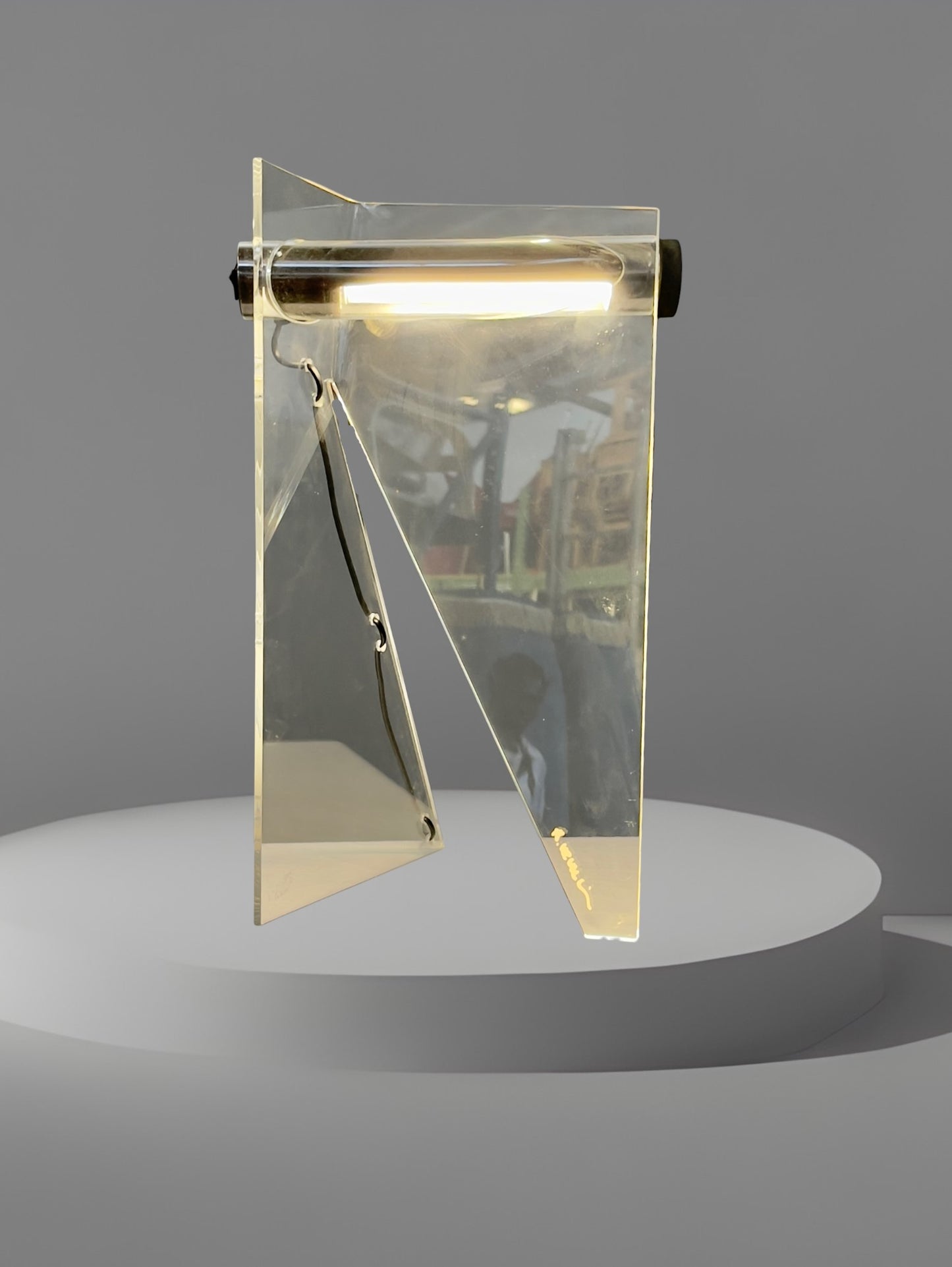 Rare Table lamp by Theodor Neumaier for Lamperti