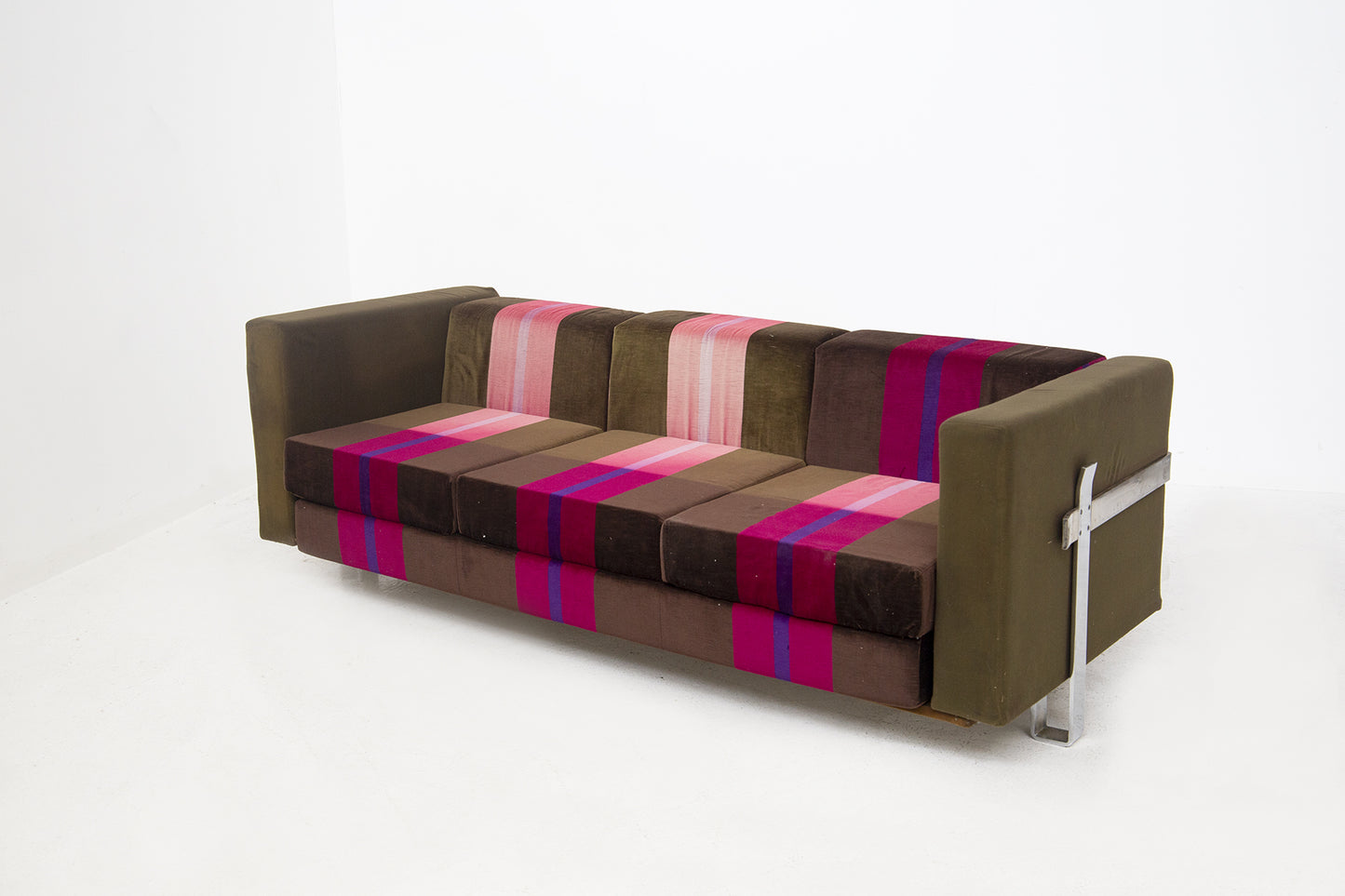 Sofa by Kazuhide Takahama for Simon Gavina, 1970s.