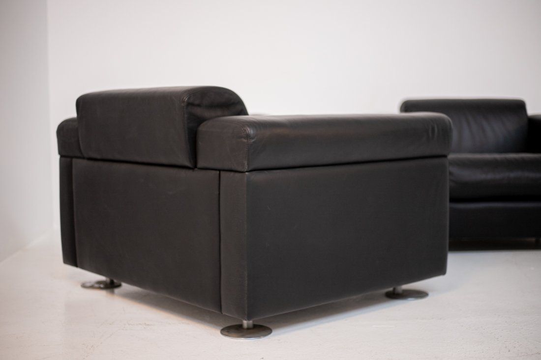 Osvaldo Borsani for Tecno Armchairs model D120, 1960s