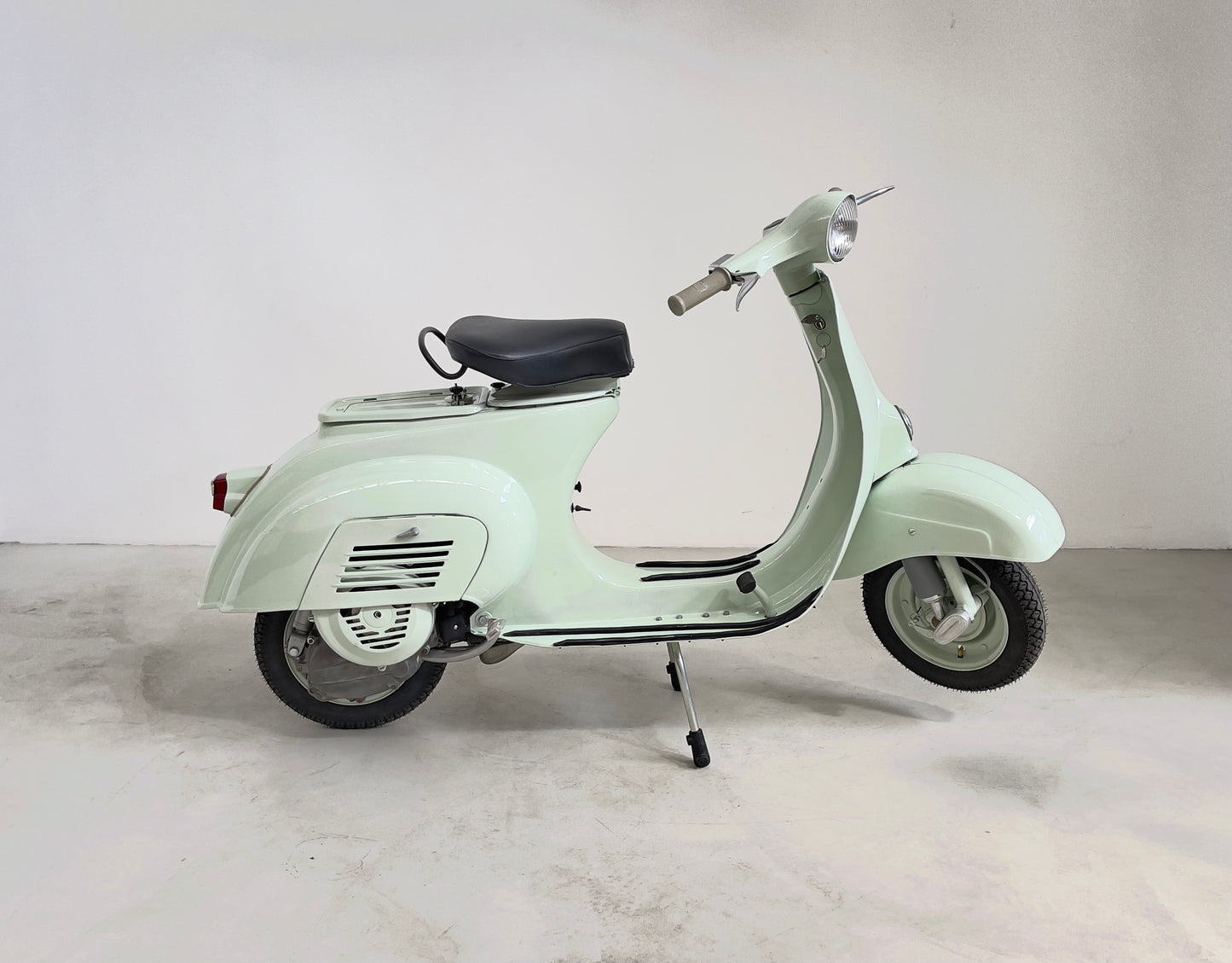 Vespa 50 N sportellino piccolo -- Rental only -- Solo Noleggio