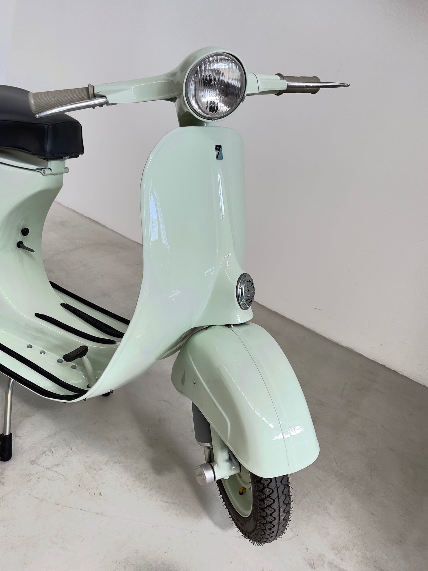 Vespa 50 N sportellino piccolo -- Rental only -- Solo Noleggio