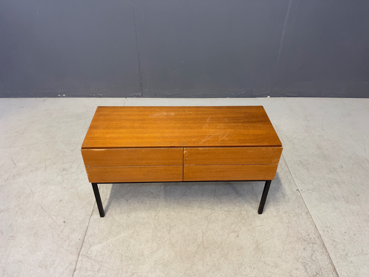 Small Scandinavian chest of drawers, 1960s