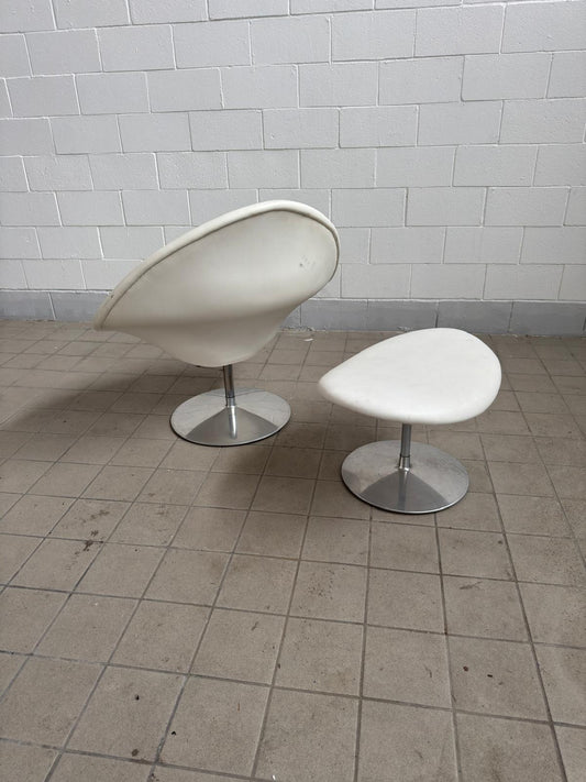 Pierre Paulin, White Big Globe Lounge Chair with Ottoman