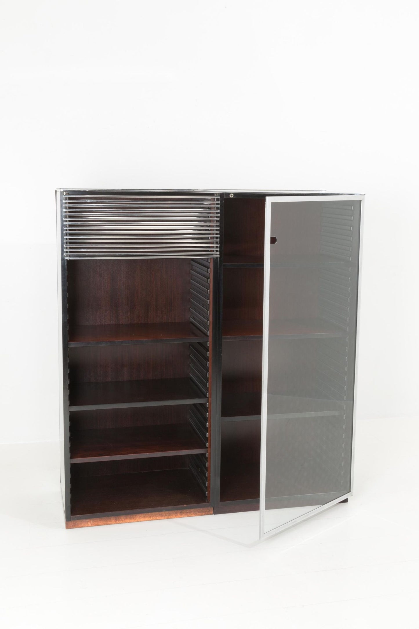 Showcase in wood, chromed steel and glass. '70s